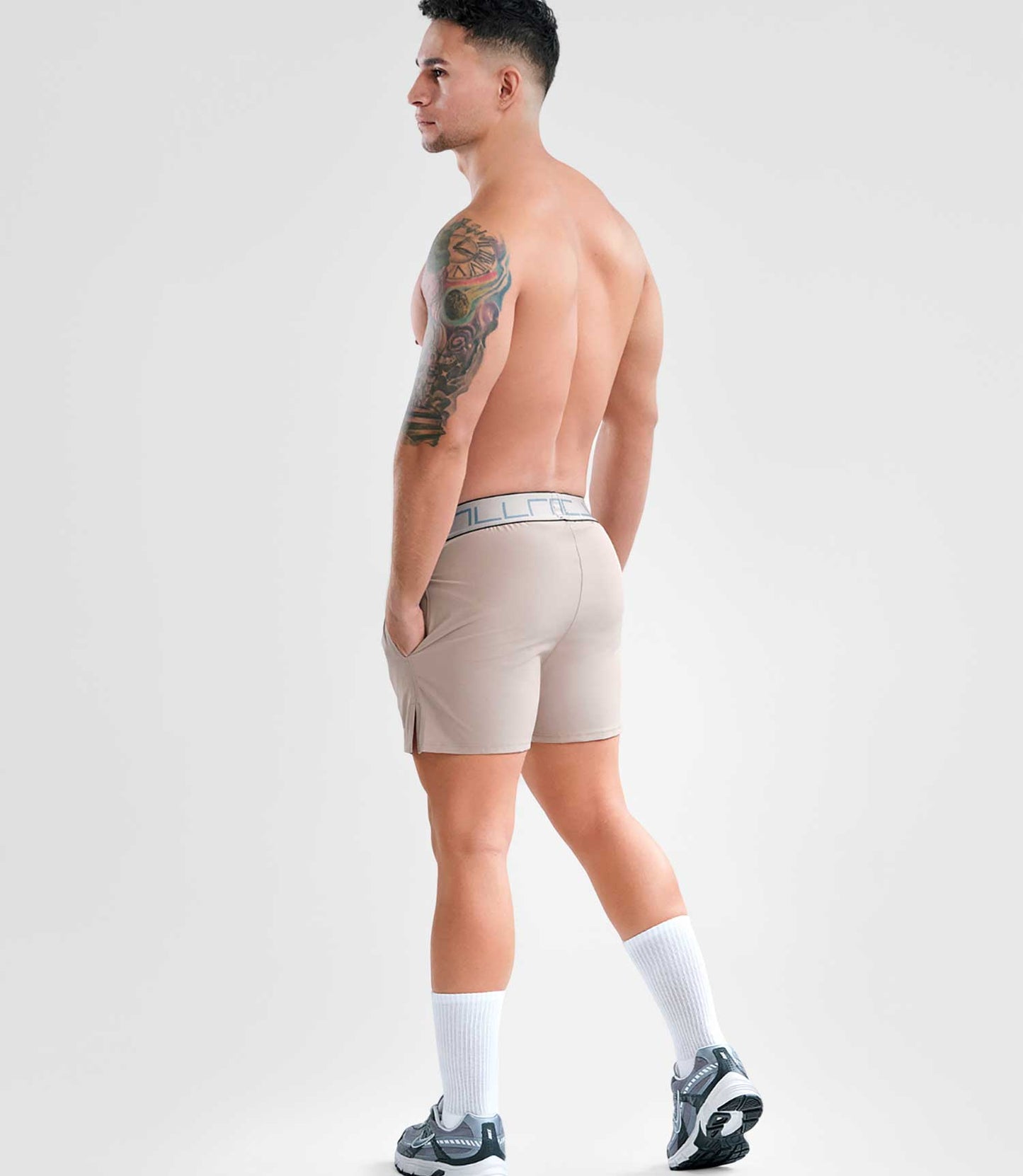 Pantaloneta Tipo Short Beige Arena Para Hombre