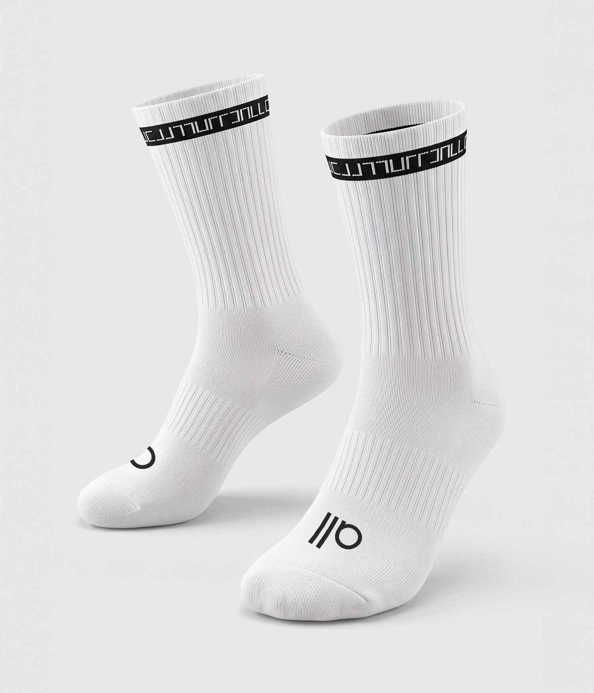 Medias deportivas color blanco / sports socks white caña alta blancas talla unica / one size